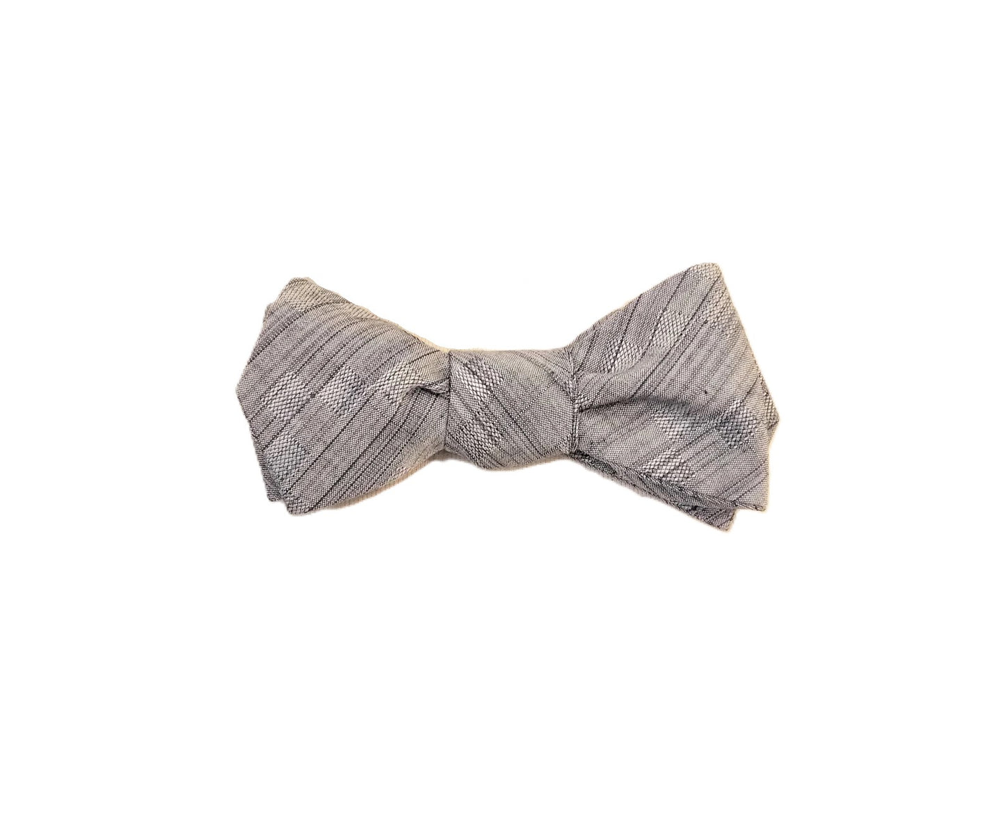 Herren Fliege zum Selbstbinden KIMONO Seide TSUMUGI Würfel gewebtes Muster silbergrau passt 11 -18 Zoll versandfertig