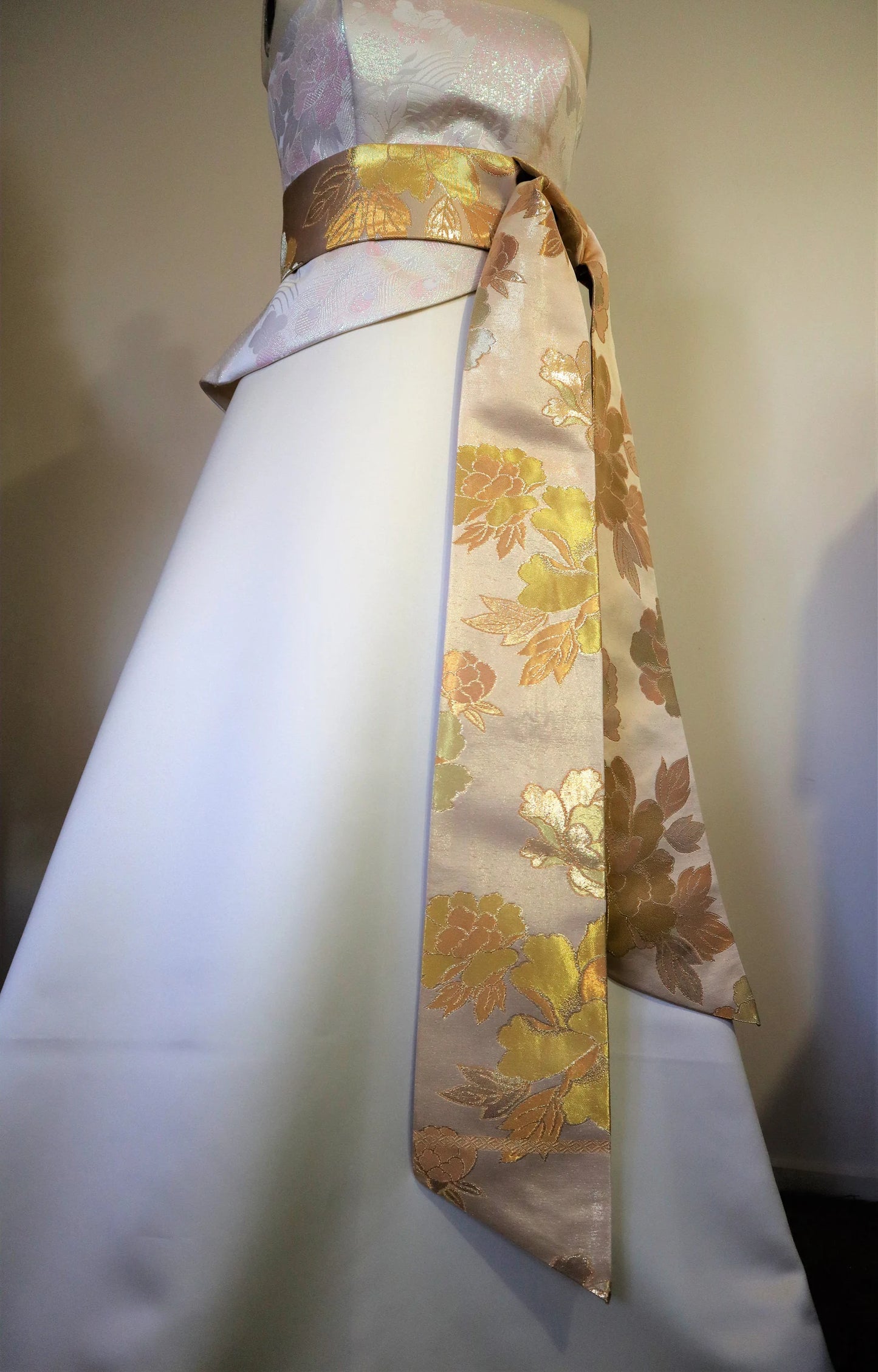 KIMONO OBI Schärpe Hochzeit Vintage Seide OBI zum Selbstbinden Seide Gold Brokat Champagner Gold Pfingstrose auf Bestellung gefertigt
