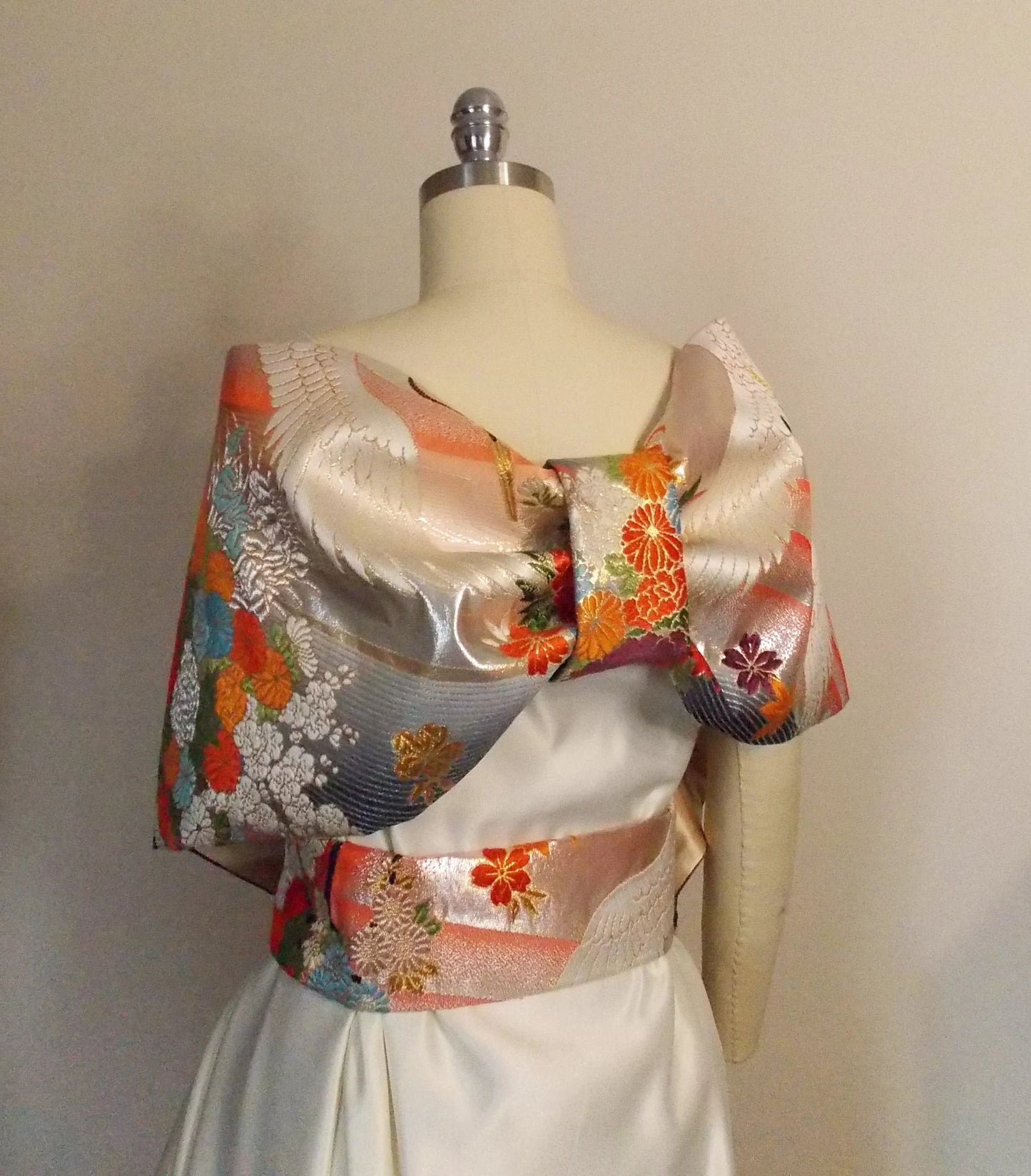 KIMONO Schal Hochzeit Vintage UCHIKAKE Seide Gold Brokat Silber orange grau weiß Kranich Blume versandfertig
