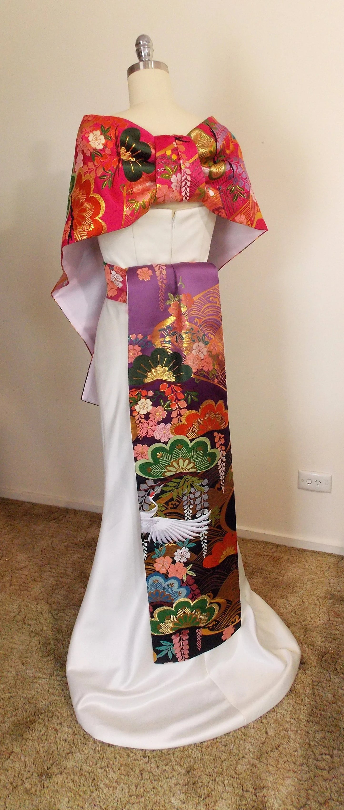 OBI-Schärpe mit langem Schwanz, vorgebunden, Vintage UCHIKAKE-Seide, Goldbrokat, Flieder, Lavendel, Rosa, Lila, Goldkranich, Sakura, Kirschblüte, versandfertig