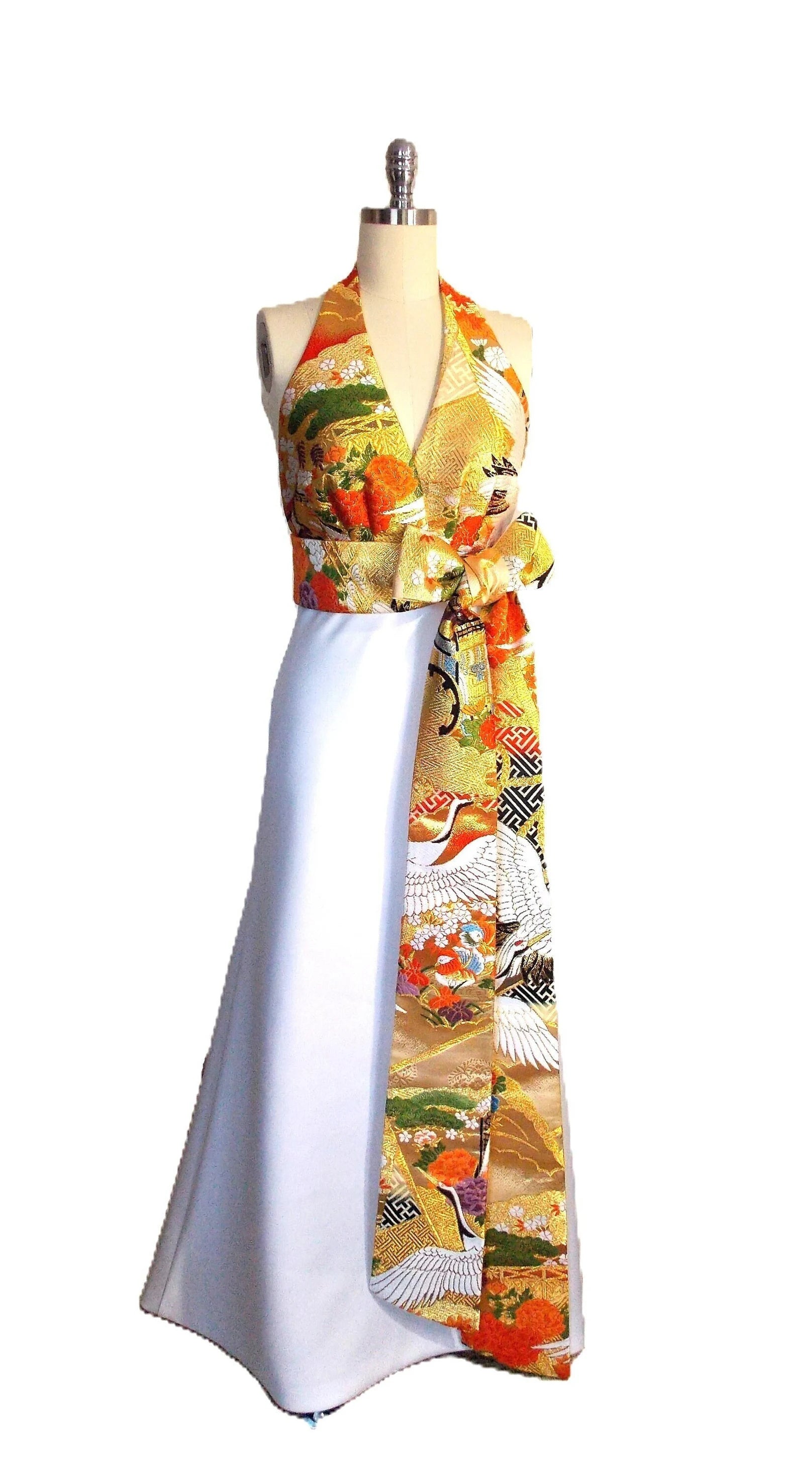 KIMONO wedding dress halter neck vintage silk UCHIKAKE gold brocade cr Kimono Shantique KIMONO wedding dress halter neck vintage silk UCHIKAKE gold brocade cr Kimono Shantique