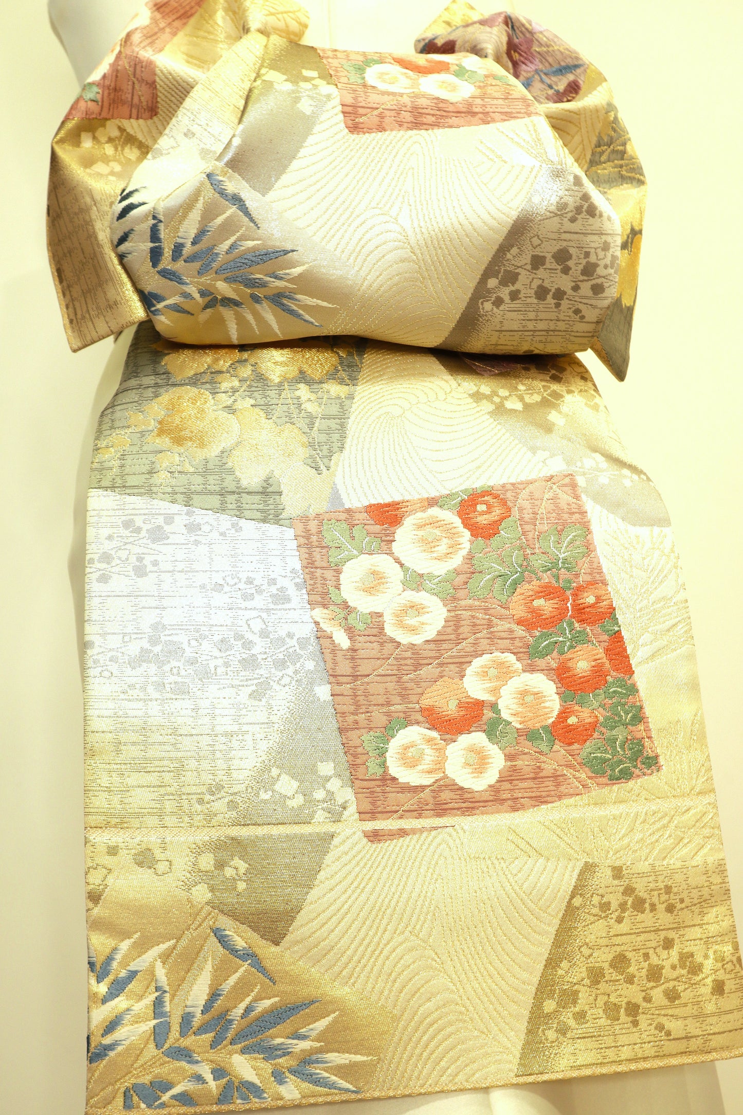 OBI sash medium tail pre tied silk gold brocade ivory Gold Silver pink champagne Chrysanthemum FUKURASUZUME