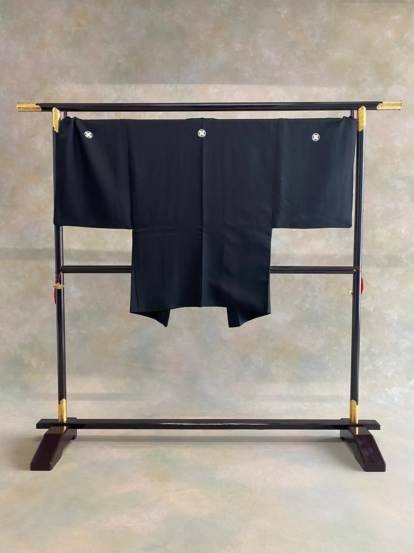 SAMURAI Men's kimono Four piece set #6 vintage MONTSUKI Hakama Kimono Haori Juban Black Gold size S ready to ship